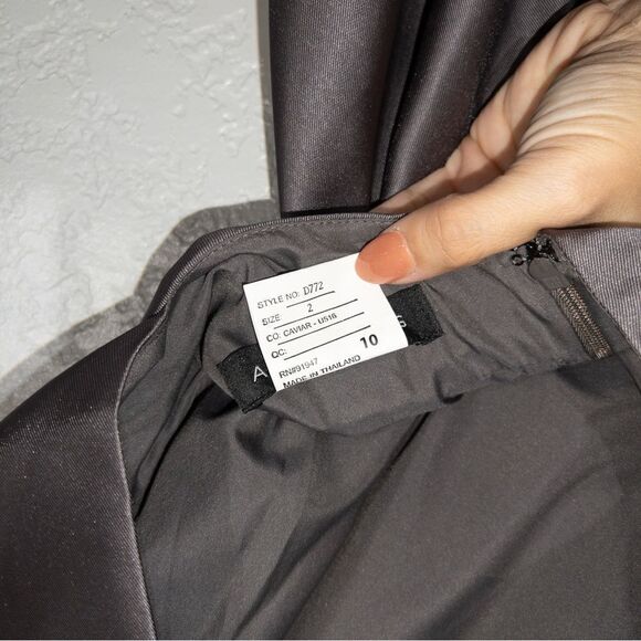 NWT Alfred‎ Sung Caviar Gray High Neck Cut Out Satin Dress Size 2 - Picture 9 of 9